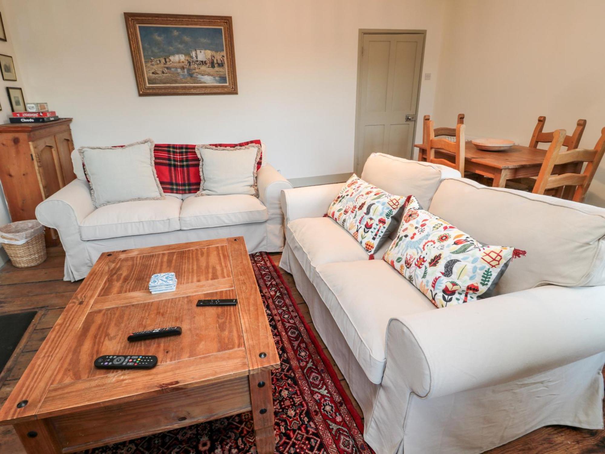 Upper Oakwood Apartment อัล์นวิก ภายนอก รูปภาพ