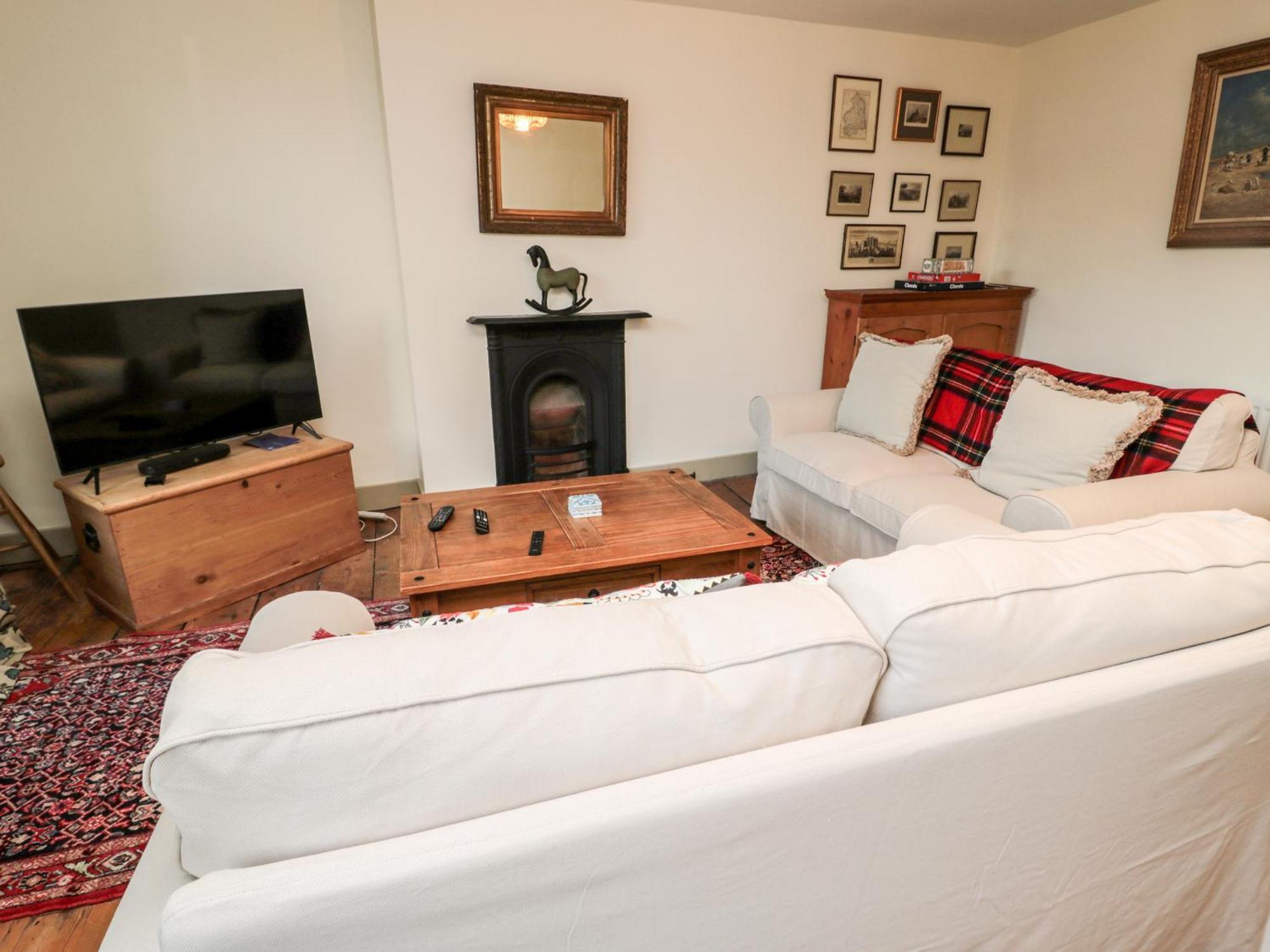 Upper Oakwood Apartment อัล์นวิก ภายนอก รูปภาพ